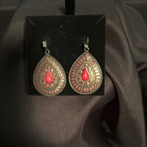 Elegant Red Teardrop Earrings